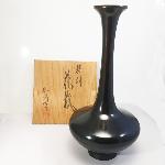 VASE EN BRONZE LONG COL