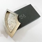 PLAT EN ETAIN de l'artisan AÏNOU HARADA Shogo