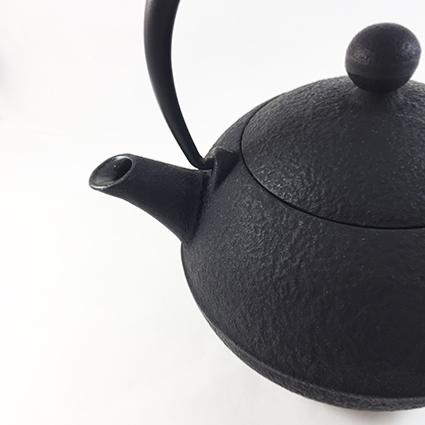Théière En Fonte Noire 1.1 Litre émaillée Intérieur - Style Japonais Avec Panier Infuseur - Pour Thé Et Décoration