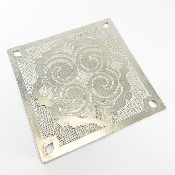 PETIT PLAT AINU EN ETAIN D'HIRAMURA Daiki Artisan Aïnou
